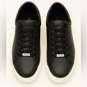 J/Slides Men’s Black Leather Lace-Up Sneakers Size 10M | Minimalist Low Top